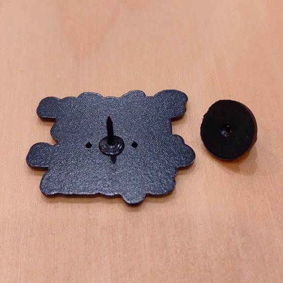 🆕 Taylor Swift Enamel Pin Brooch - Picture 4 of 6